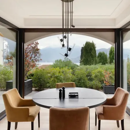 House Di