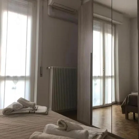 Apartment House Di *